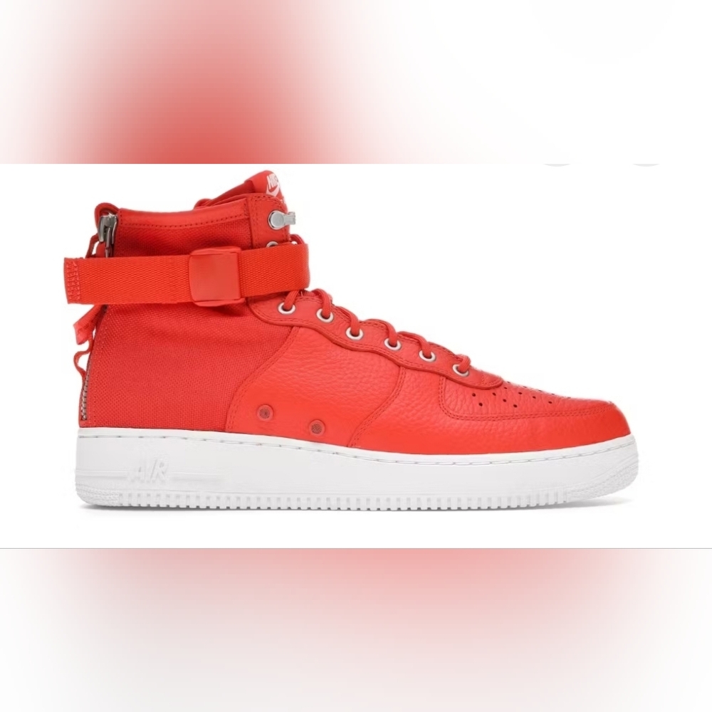 Nike SF Air Force 1 Mid